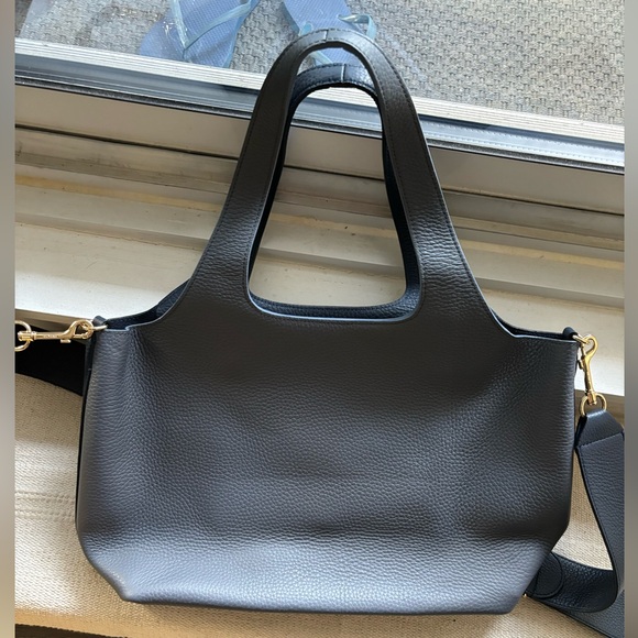 NWOT Cuyana system tote dual shades of navy and grey - Picture 4 of 15